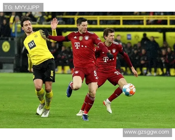 全球足球明星汇聚各国风采与荣耀的精彩瞬间 全球足球明星汇聚各国风采与荣耀的精彩瞬间