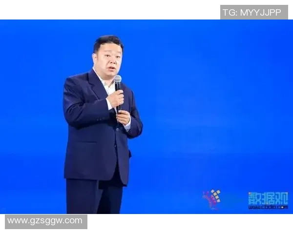 深度对话杨军探讨羽毛球人生的起伏与梦想追寻 深度对话杨军探讨羽毛球人生的起伏与梦想追寻