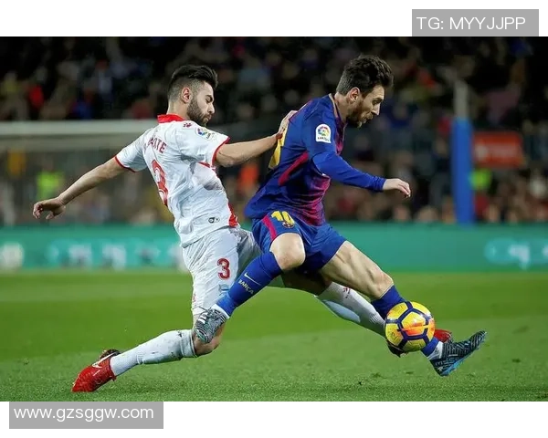 热爱巴萨的你不可错过的足球围巾收藏指南与搭配技巧