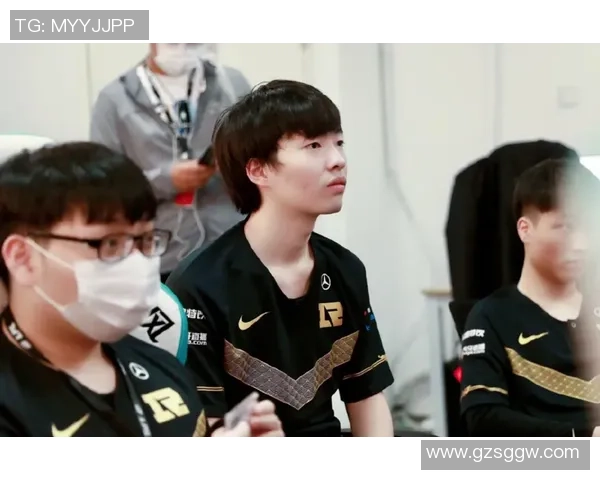 赛后复盘分析RNG与LNG比赛中的战术意识与团队配合 赛后复盘分析RNG与LNG比赛中的战术意识与团队配合